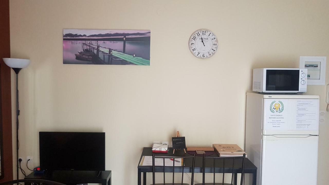Appartement Cozy Loft à Mesolóngion Extérieur photo